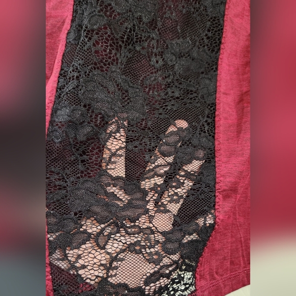 Women's Burgundy Long Sleeve Top - Picture 4 of 6